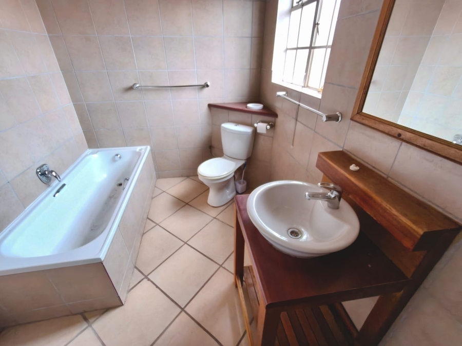 2 Bedroom Property for Sale in Potchefstroom North West